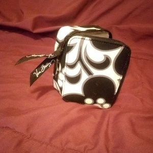 Vera bradley medicine case